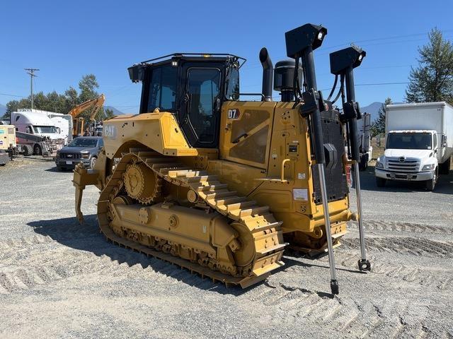 CAT D7 Buldozere pe senile