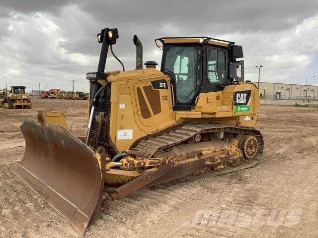 CAT D7E Buldozere pe senile