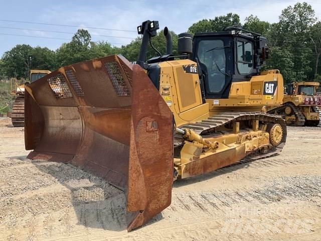 CAT D7E Buldozere pe senile
