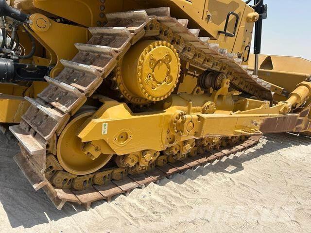 CAT D8 Buldozere pe senile