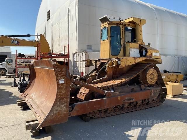 CAT D8L Buldozere pe senile