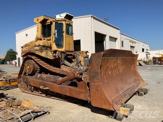 CAT D8L Buldozere pe senile