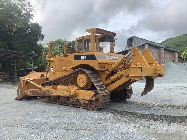 CAT D8N Buldozere pe senile