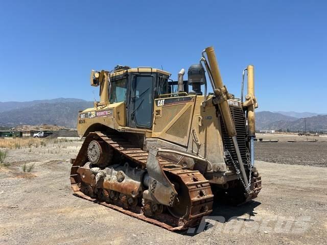 CAT D8T Buldozere pe senile