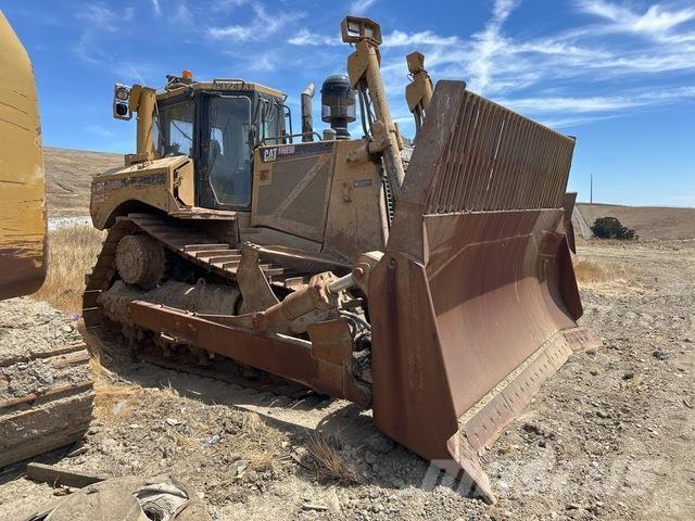 CAT D8T Buldozere pe senile