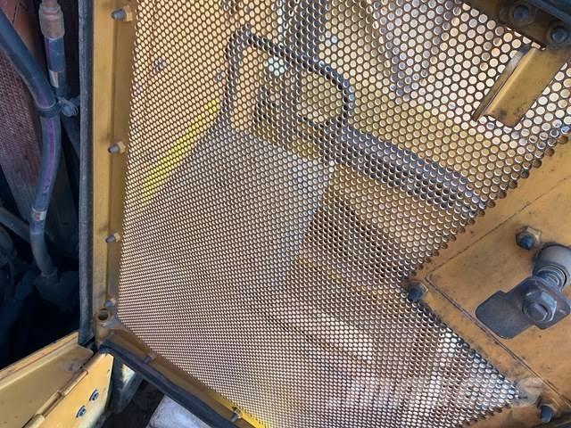 CAT D9 Buldozere pe senile