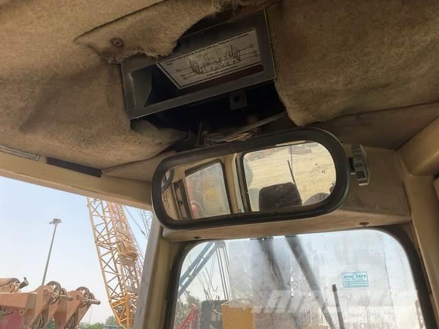 CAT D9R Buldozere pe senile