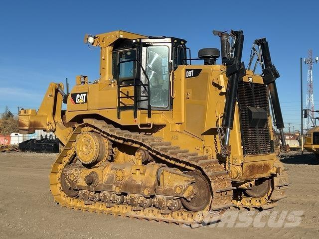 CAT D9T buldozere pe roti