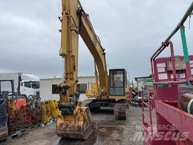 CAT E200B Excavatoare pe șenile

