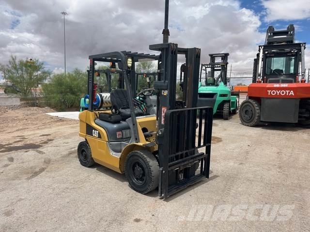 CAT GP20N Utilaje construcții - Altele
