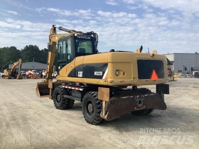 CAT M322D Excavatoare cu roti