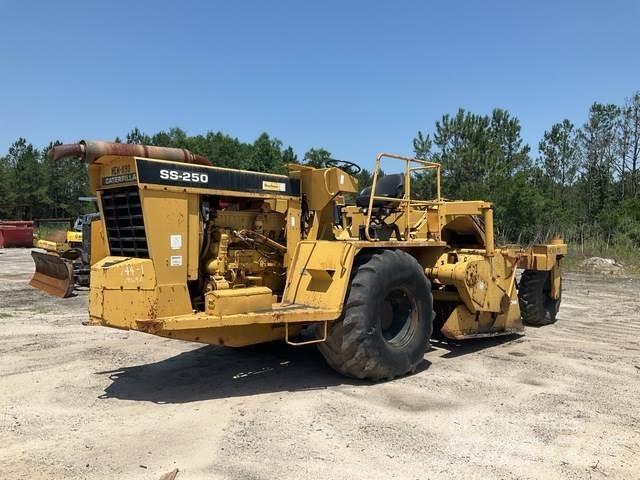 CAT SS-250 Compactoare sol