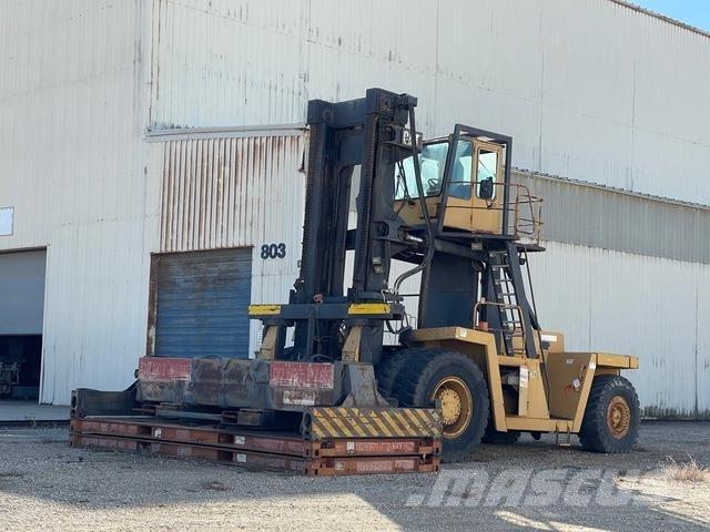 CAT V800 Stivuitoare de containere