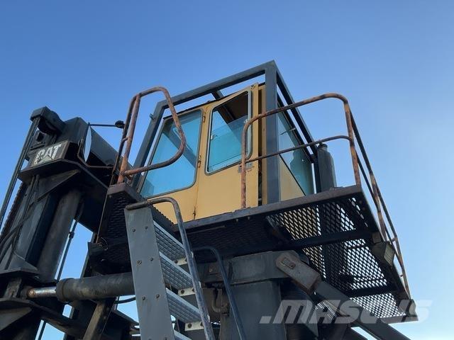 CAT V800 Stivuitoare de containere