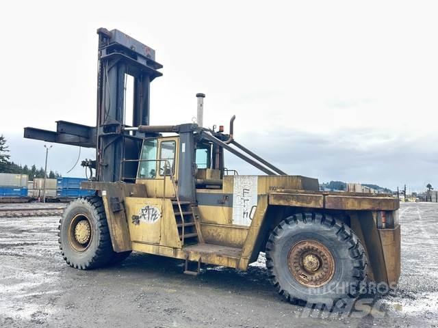 CAT V900 Stivuitoare de containere