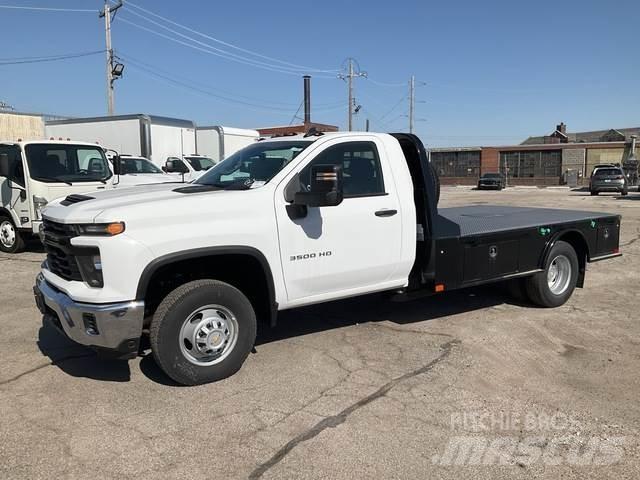 Chevrolet 3500 Camioane platforma/prelata