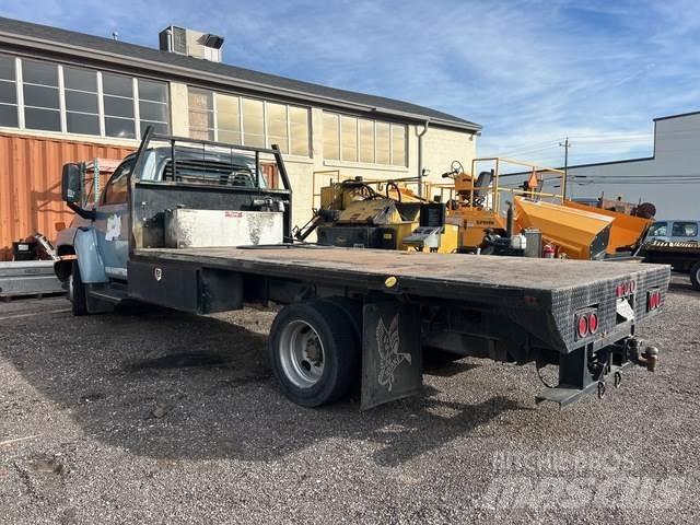 Chevrolet 4500 Camioane platforma/prelata