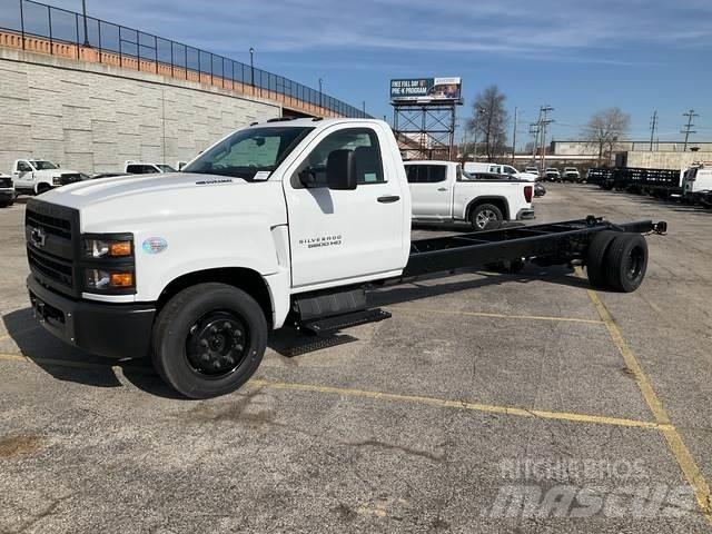 Chevrolet 5500 Cabine si interior