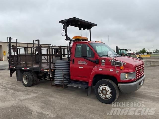 Chevrolet 5500 Camioane platforma/prelata
