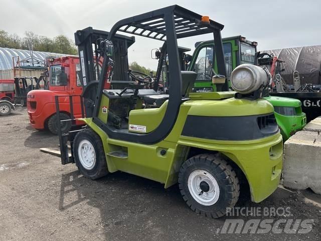 Clark CMP40L Utilaje construcții - Altele