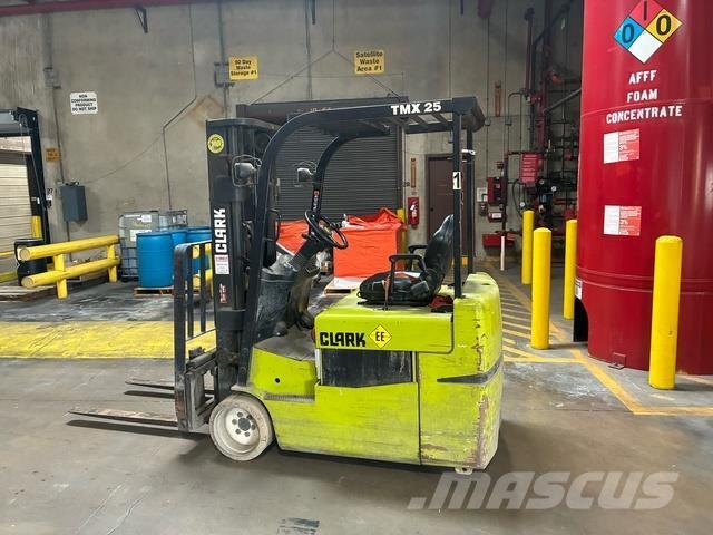 Clark TMX25 Stivuitor electric
