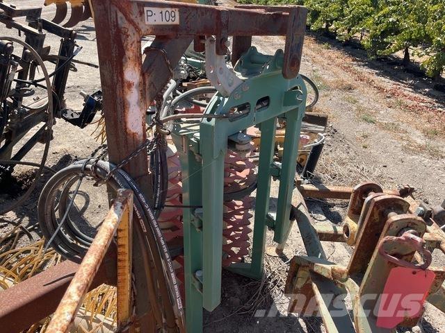 Clemens VS Utilaje construcții - Altele