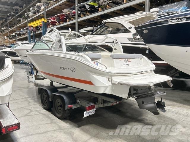  Cobalt 200S Barje si pontoane