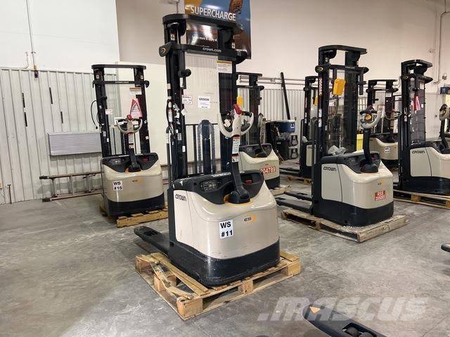 Crown ES 4000 Transpaleti autopropulsanti