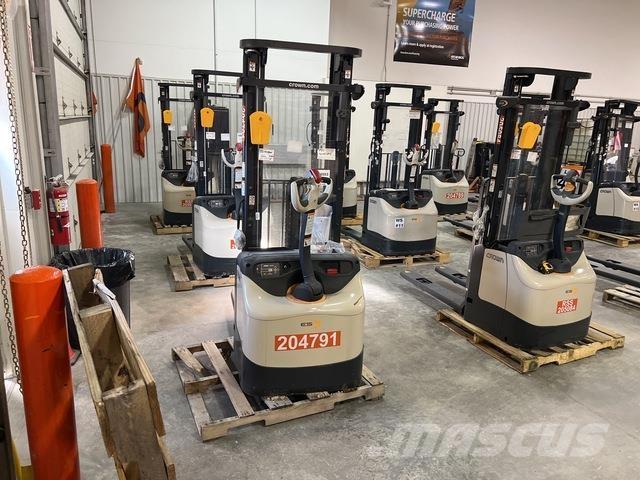 Crown ES 4000 Transpaleti autopropulsanti