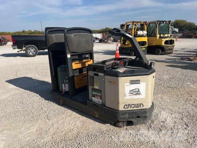 Crown TR4500 Camioane de tractiune