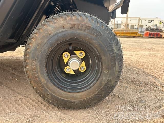 Cushman 800E Utilaje construcții - Altele