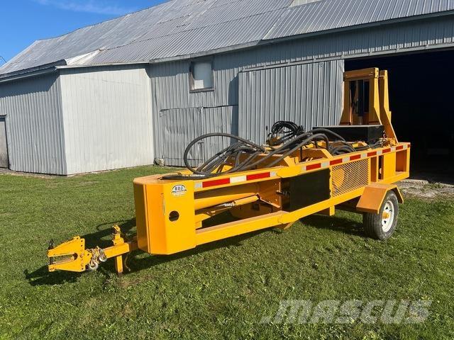  Custom Built Utilaje construcții - Altele