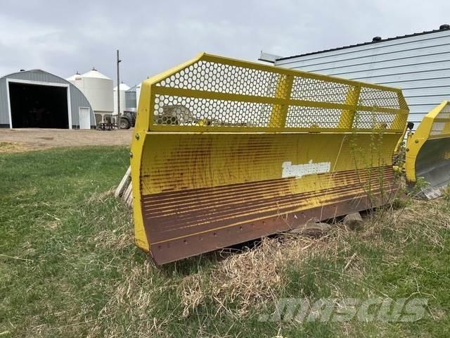 Degelman 6900 buldozere pe roti