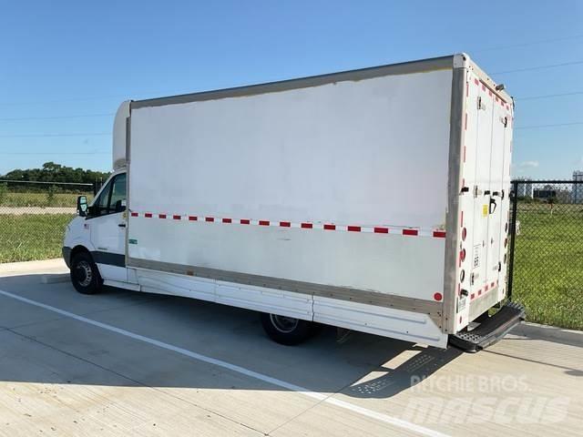 Dodge 3500 Autocamioane
