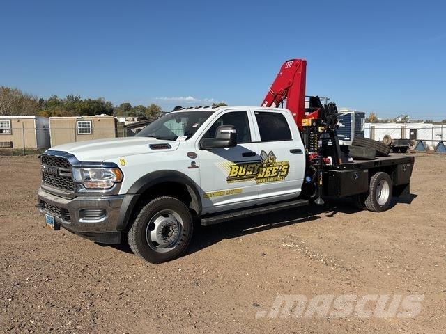 Dodge 5500 Camioane cu macara