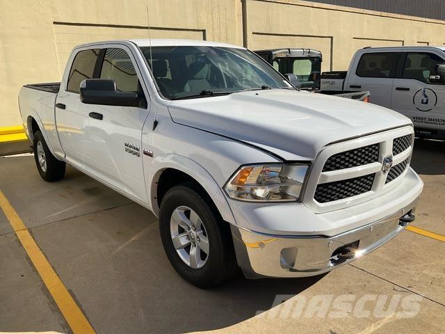 Dodge Ram 1500 Pick up/Platou