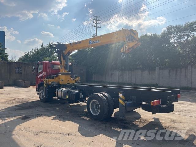 Dongfeng DV3 Camioane cu macara