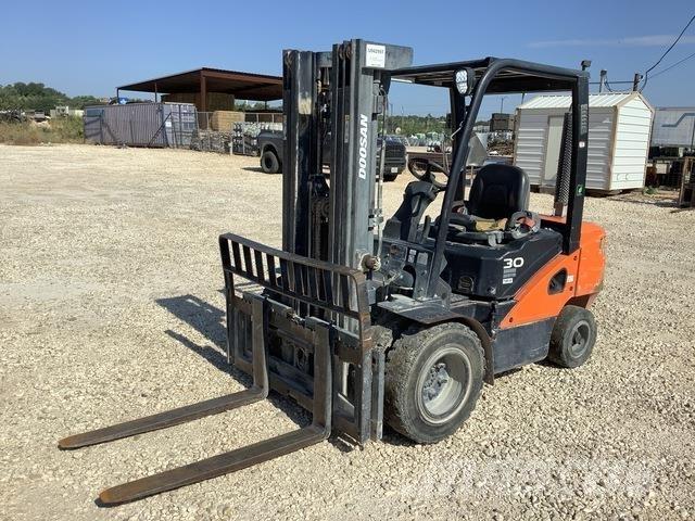 Doosan D30S-7 Strivuitoare-altele