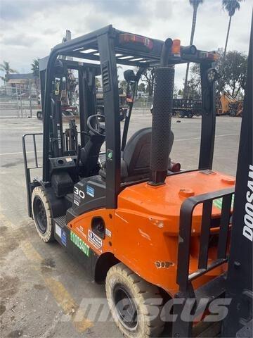 Doosan D30S7 Strivuitoare-altele