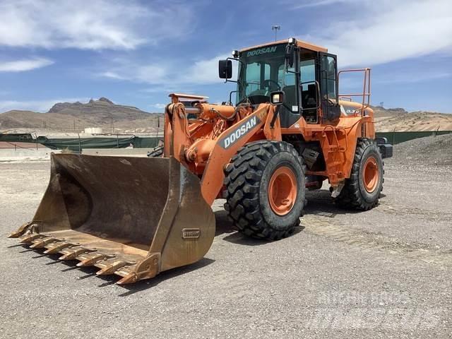 Doosan DL300-5 Incarcator pe pneuri
