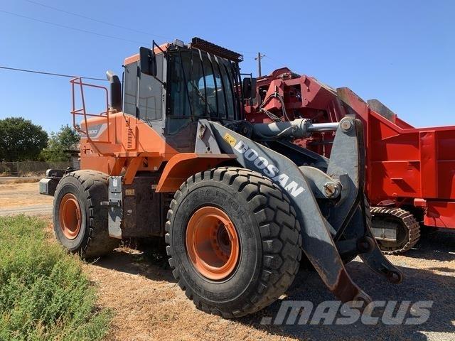 Doosan DL300-5 Incarcator pe pneuri