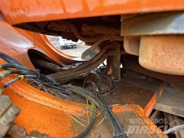 Doosan DL400 Incarcator pe pneuri