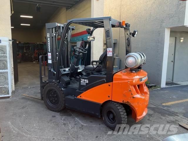 Doosan G25E-7 Utilaje construcții - Altele