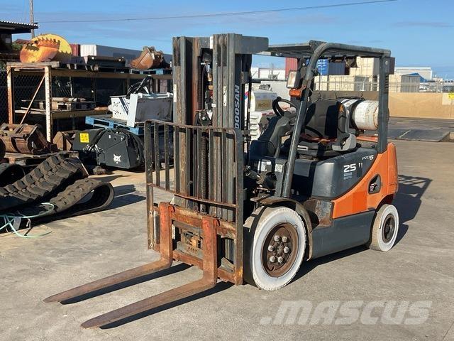 Doosan G25P-5 Utilaje construcții - Altele