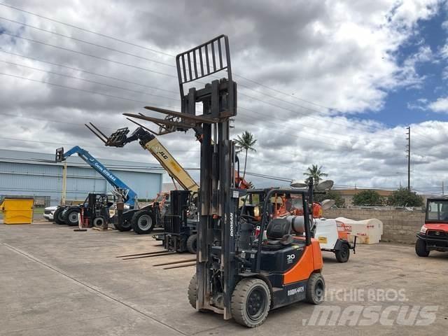 Doosan G30E3-5 Utilaje construcții - Altele