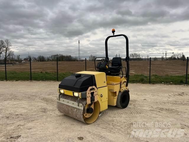 Dynapac CC122C Cilindri compactori micsti