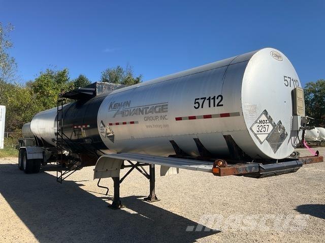 Etnyre  Vehicule de transport materiale