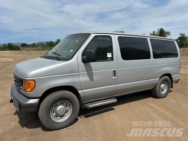 Ford E-150 Masini