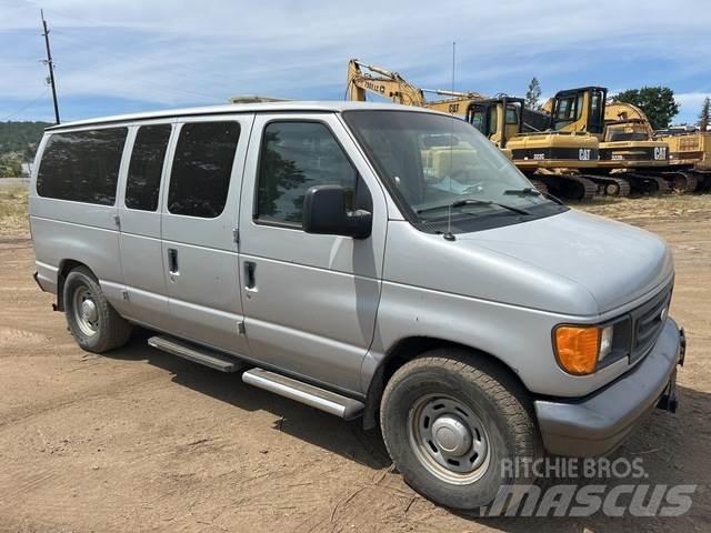Ford E-150 Masini