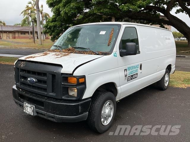 Ford E-150 Utilitara